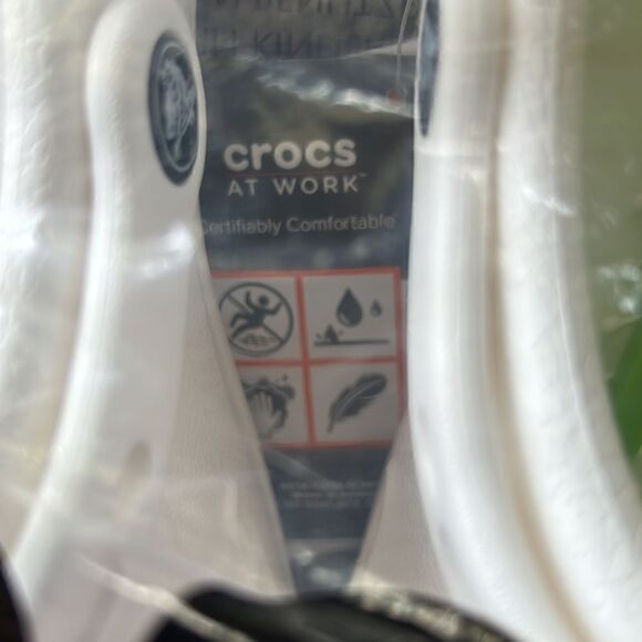 COPY - Crocs at work all white NWT women’s size 7 men’s size 5 no slip - Picture 7 of 8